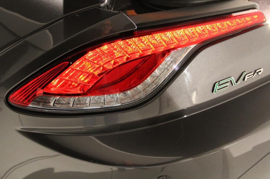 Детали экстерьера Fisker Karma Surf Shooting Brake 2011 года  (фото 42 из 60)